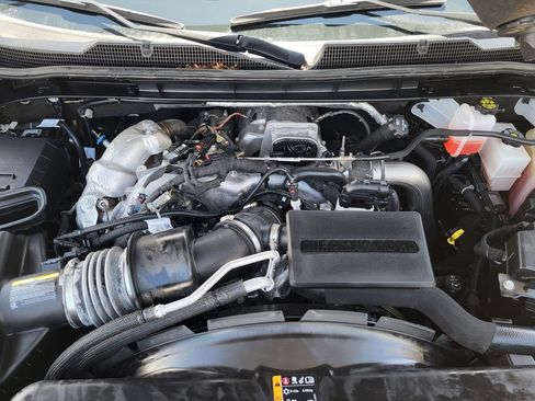 Used 2025 Chevrolet Silverado 2500 LT AWD/4WD image 22