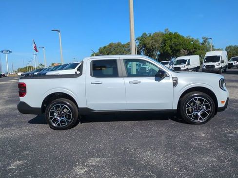 New 2026 Ford Maverick Lariat w/ 4K Tow Package AWD/4WD image 4