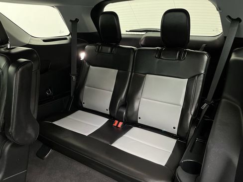 Certified 2023 Ford Explorer XLT w/ Equipment Group 202A image 14