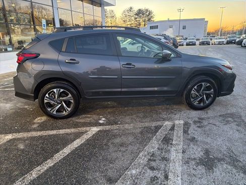 Used 2024 Subaru Crosstrek 2.0i Premium image 9