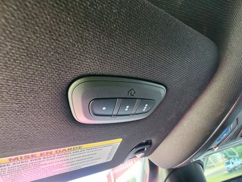 Used 2024 RAM 2500 Big Horn w/ Safety Group AWD/4WD image 39