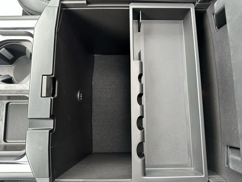 New 2026 Ford F350 Platinum image 40