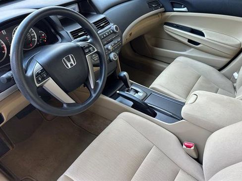 Used 2012 Honda Accord LX image 10