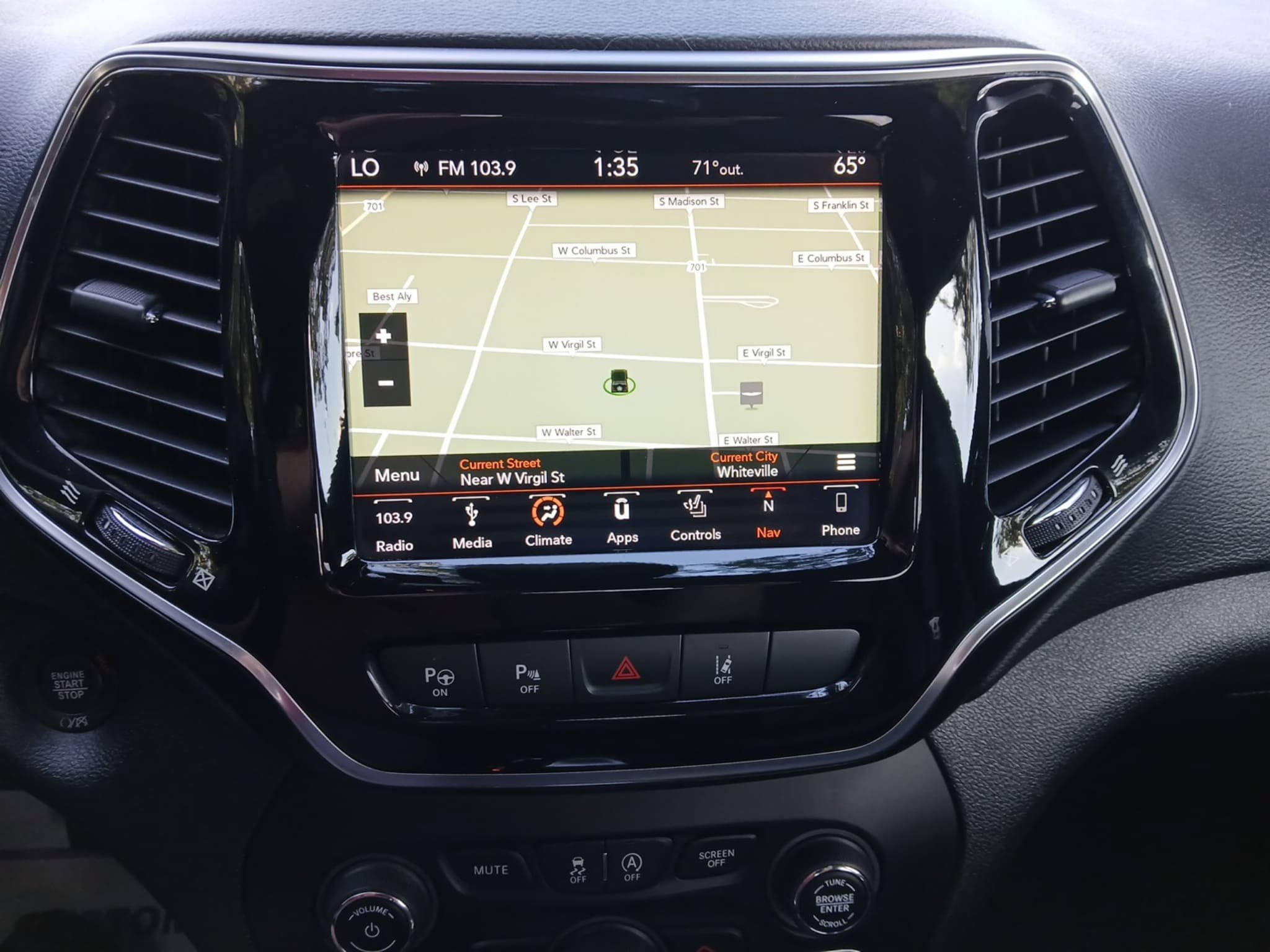Used 2019 Jeep Cherokee High Altitude FWD image 39