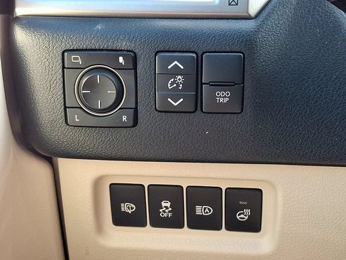 Used 2021 Lexus GX 460 Premium w/ Premium Package AWD/4WD image 27