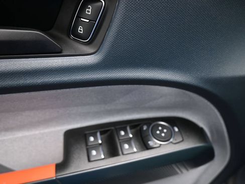 Certified 2023 Ford Maverick XLT FWD image 11