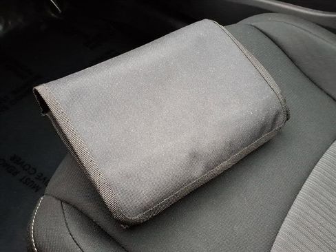 Used 2022 Nissan Sentra SV image 23