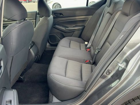 Used 2024 Nissan Altima 2.5 S FWD image 12