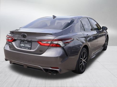 Used 2023 Toyota Camry SE FWD image 7