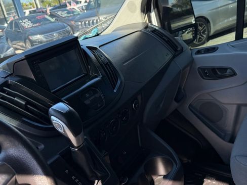 Used 2015 Ford Transit 350 XLT image 24
