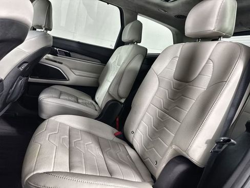 Used 2020 Kia Telluride SX w/ SX Prestige Package image 24