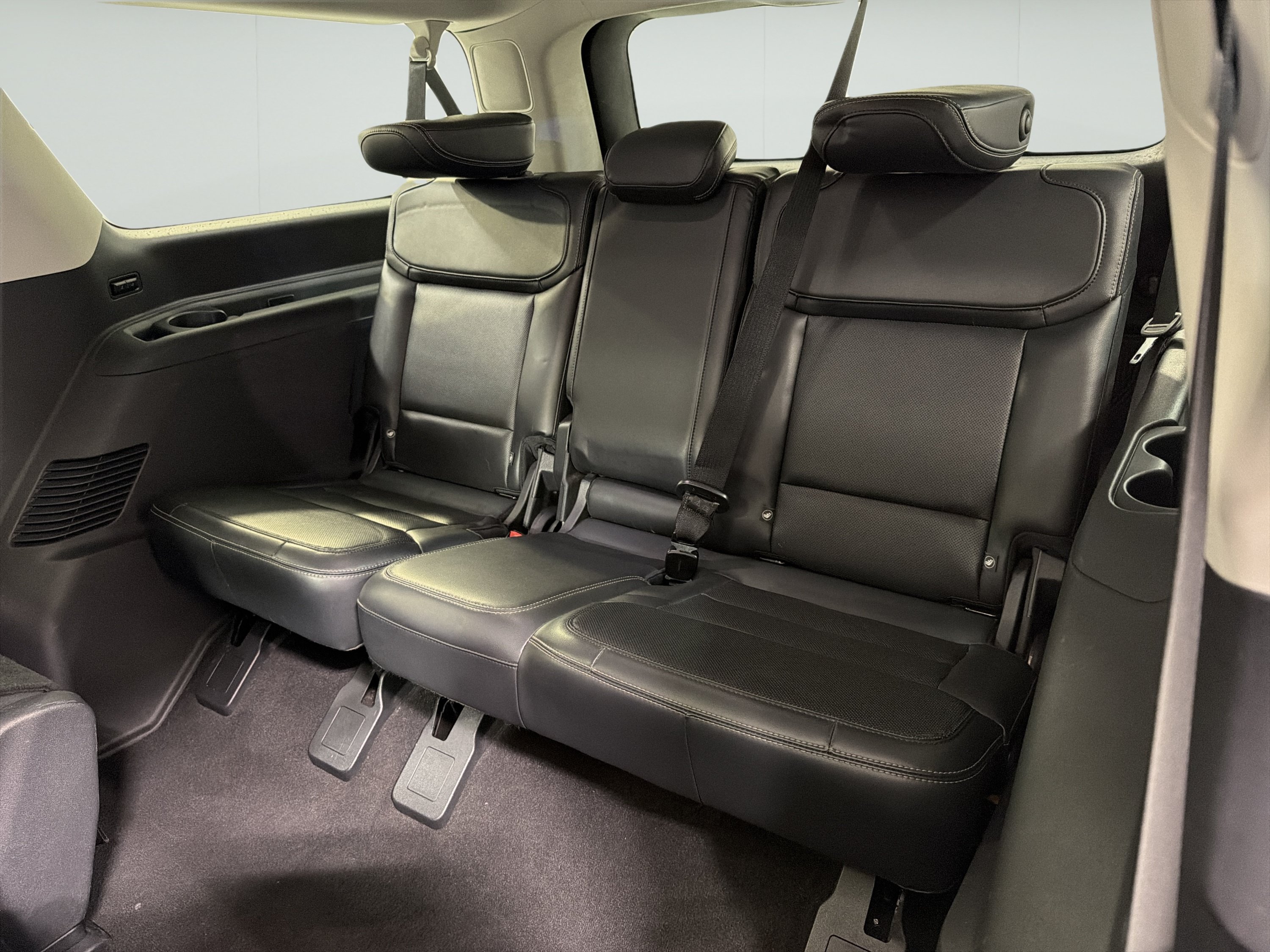 Used 2025 Ford Expedition Max Platinum AWD/4WD image 12