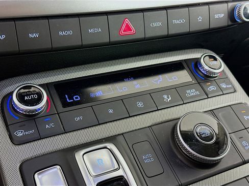 Used 2025 Hyundai Palisade SEL image 24