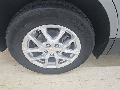 Used 2024 Chevrolet Equinox LT w/ LPO, Floor Liner Package FWD image 25