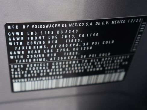 Certified 2023 Volkswagen Tiguan SE w/ Panoramic Sunroof Package FWD image 29