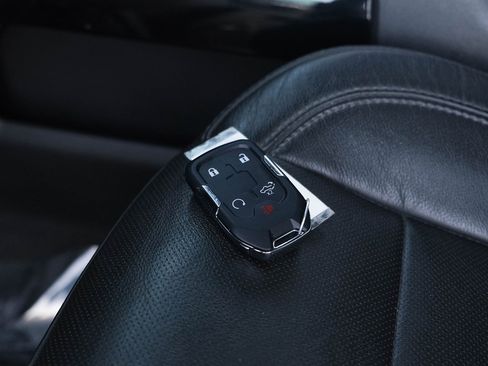 Used 2020 Chevrolet Silverado 2500 LTZ w/ LTZ Premium Package image 53