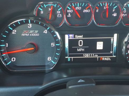 Used 2018 Chevrolet Silverado 1500 LT w/ All Star Edition image 25