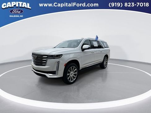 Used 2023 Cadillac Escalade ESV Premium Luxury Platinum w/ LPO, Floor Liner Package AWD/4WD image 4