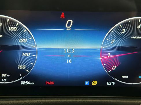 New 2026 Mercedes-Benz GLB 250 4MATIC image 18