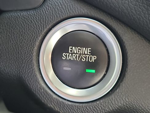 Used 2022 Chevrolet Equinox LT AWD/4WD image 22