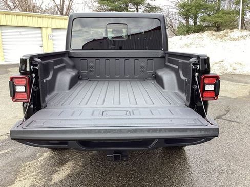 New 2026 Jeep Gladiator Willys image 17