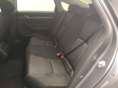 Used 2018 Honda Accord EX image 18