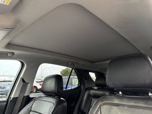 Used 2018 Chevrolet Equinox Premier image 27