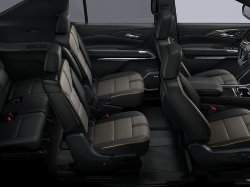 New 2026 Chevrolet Traverse High Country w/ LPO, Floor Liner Package AWD/4WD image 55