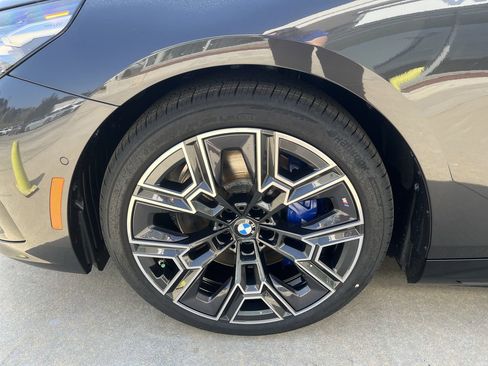 New 2026 BMW i5 eDrive40 w/ M Sport Package RWD image 13