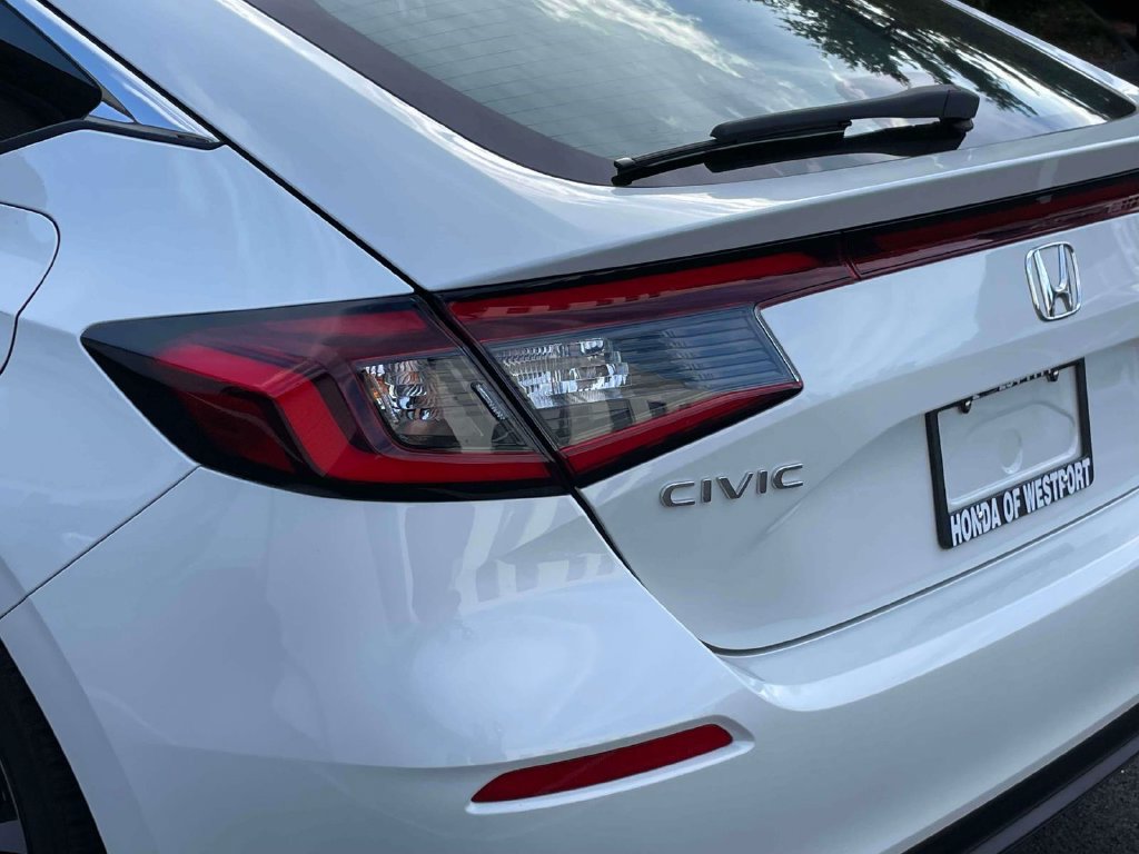 Certified 2024 Honda Civic EX-L image 10