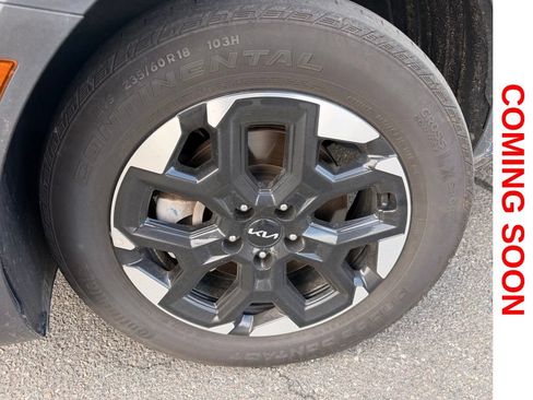 Used 2025 Kia Sorento S w/ Panoramic Sunroof Package AWD/4WD image 4