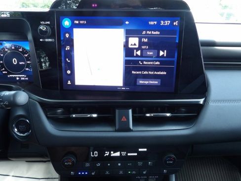 Certified 2026 Subaru Outback Touring AWD/4WD image 24