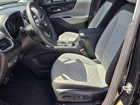 Used 2019 Chevrolet Equinox LT image 4