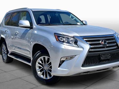 Used 2016 Lexus GX 460 Luxury image 3