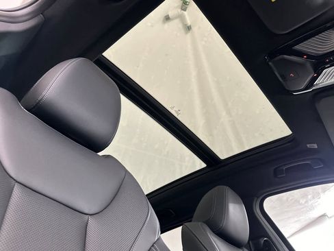 Used 2023 BMW X3 xDrive30i w/ Convenience Package image 17