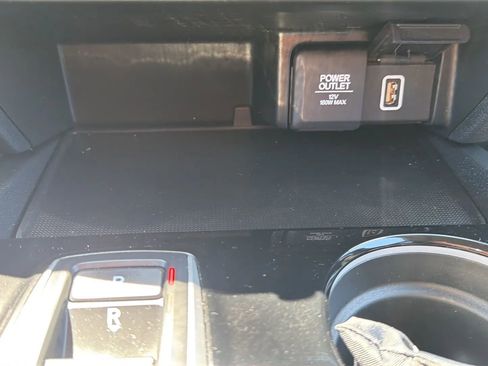 Used 2021 Honda Pilot Touring image 19