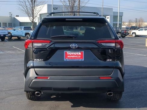 Used 2025 Toyota RAV4 XLE Premium image 6