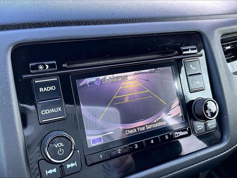 Used 2016 Honda HR-V LX image 25