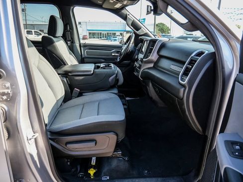 Used 2021 RAM 1500 Big Horn AWD/4WD image 13
