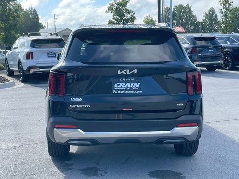 New 2026 Kia Sorento S w/ S Panoramic Sunroof Package image 6