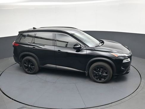 Used 2023 Nissan Rogue SV w/ SV Premium B Package FWD image 31