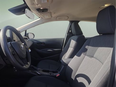 Certified 2025 Toyota Corolla LE image 19