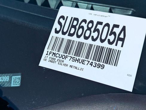 Used 2017 Ford Escape S image 5