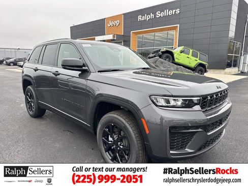 New 2026 Jeep Grand Cherokee Altitude RWD image 1