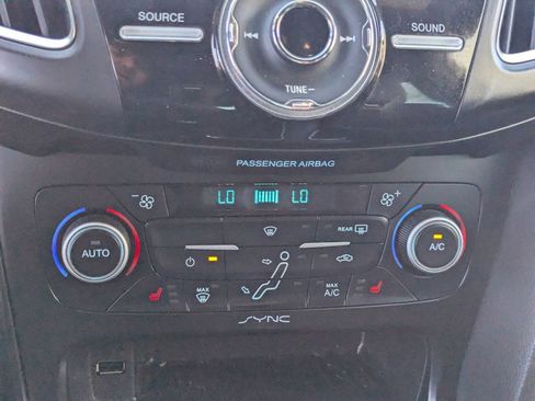 Used 2018 Ford Focus ST w/ Equipment Group 402A FWD image 23