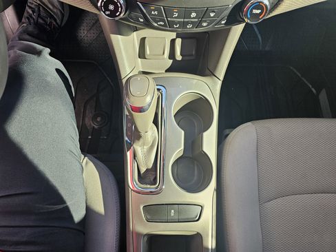 Used 2018 Chevrolet Cruze LT w/ Convenience Package image 23