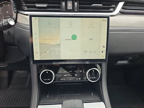 Used 2026 Jaguar F-PACE R-Dynamic S AWD/4WD image 18