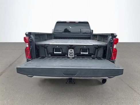 Used 2024 Chevrolet Silverado 2500 LT AWD/4WD image 12