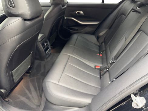 Used 2020 BMW 330i Sedan w/ Convenience Package image 33