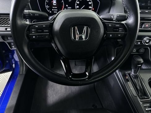 Used 2023 Honda Civic Sport image 11